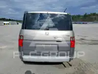 2004 Honda ELEMENT photo