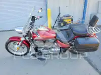 2004 Honda VTX photo