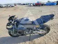 2004 Honda CBR photo