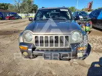 2004 Jeep LIBERTY фото