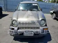 2004 Jeep LIBERTY photo