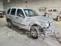 2004 Jeep LIBERTY фото
