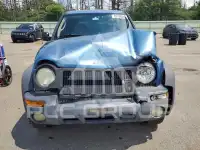 2004 Jeep LIBERTY photo