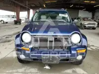 2004 Jeep LIBERTY photo