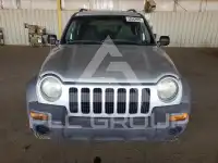 2004 Jeep LIBERTY фото