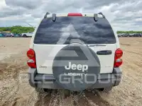 2004 Jeep LIBERTY фото