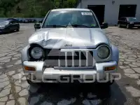 2004 Jeep LIBERTY photo