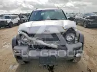2004 Jeep LIBERTY фото