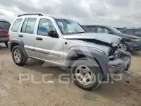 2004 Jeep LIBERTY фото