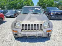 2004 Jeep LIBERTY photo