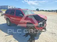2004 Jeep CHEROKEE photo