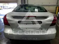 2004 Pontiac GRAND PRIX фото