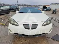 2004 Pontiac GRAND PRIX photo