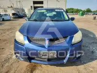 2004 Pontiac VIBE photo