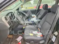 2004 Pontiac VIBE фото
