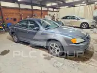 2004 Pontiac GRAND PRIX фото