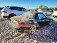 2004 Mazda MX-5 photo