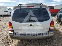 2004 Mazda Tribute photo