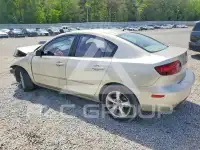 2004 Mazda 3 photo