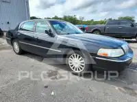 2004 Lincoln Town фото