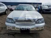 2004 Lincoln Town фото