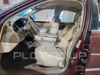 2004 Lincoln Town фото