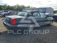 2004 Lincoln Town фото