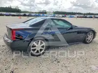 2004 Cadillac XLR photo