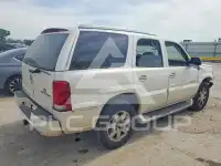 2004 Cadillac ESCALADE photo
