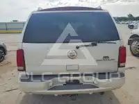 2004 Cadillac ESCALADE photo