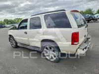 2004 Cadillac ESCALADE photo