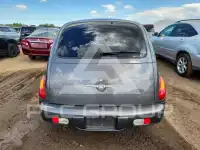 2004 Chrysler PT Cruiser photo