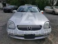 2004 Mercedes Benz SLK-Class photo
