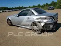 2004 Mercedes Benz SLK-Class photo