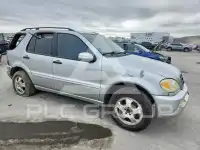 2004 Mercedes Benz ML-Class photo