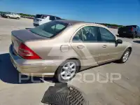 2004 Mercedes Benz C-Class photo