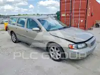2004 Volvo V70 photo