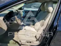 2004 Volvo V70 фото