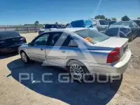 2004 Volvo S80 photo