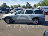 2004 Volvo XC70 фото