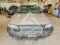 2004 Volvo XC70 photo
