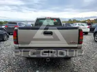 2004 GMC Sierra photo