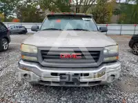 2004 GMC Sierra photo