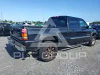 2004 GMC Sierra photo