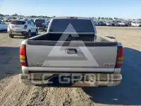 2004 GMC Sierra photo