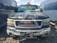 2004 GMC Sierra photo