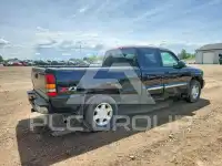 2004 GMC Sierra photo
