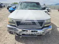 2004 GMC Sierra photo