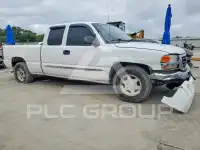 2004 GMC Sierra photo