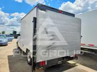 2004 GMC Savana photo